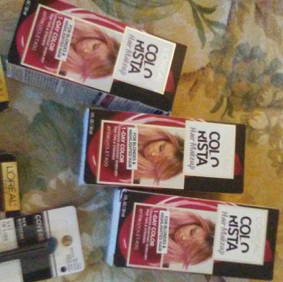 Makeup bundle - Picture 4 of 5